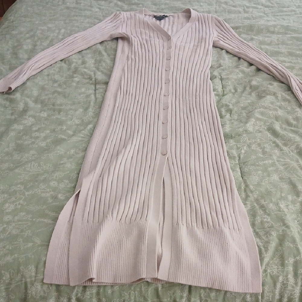 Club Monaco Soft 100% Wool Pink Ribbed Cardigan